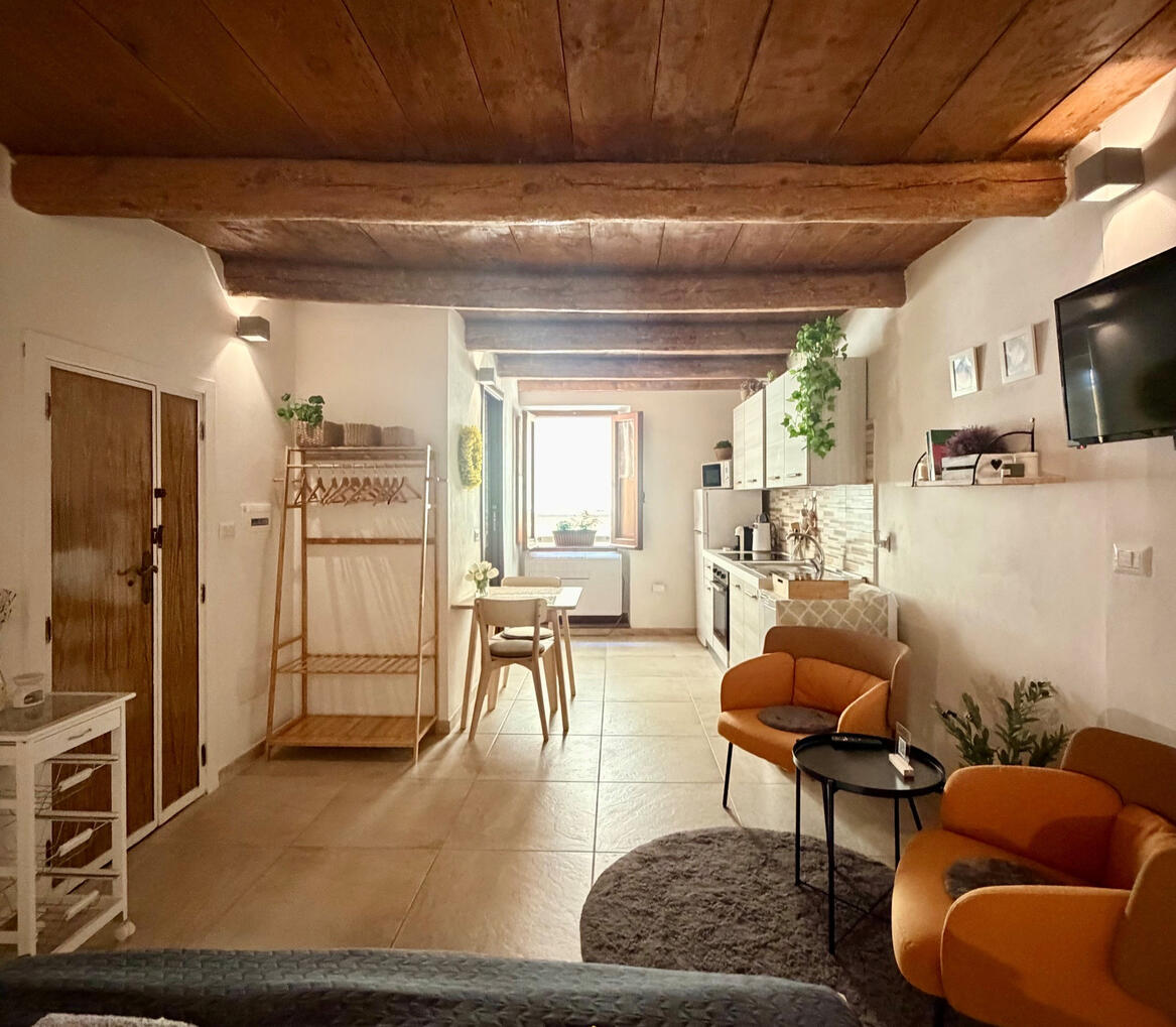 Apartment Apartment